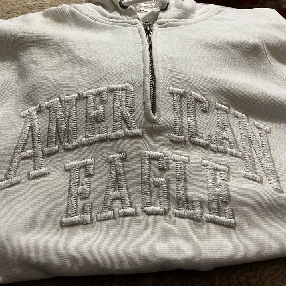 American Eagle White Pullover Hoodie